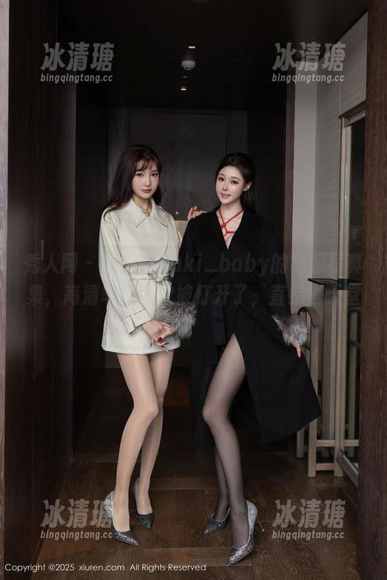 秀人网-Suki_baby 秀人网 - 翻一翻Suki_baby的制服写真集,高清车门再次被打开了,直接进天堂。