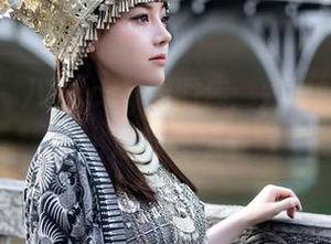 秀人网 – 八宝icey的图库：姐姐的每一张不小心都好想戳穿
