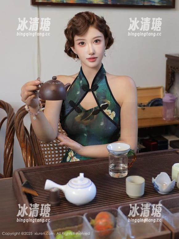 秀人网-叶梦轩 秀人网 - 直击你的兴趣点!下载叶梦轩的吊带图片,别忘了留点空间给我啊!