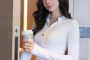 秀人网 – 教室里的田小燕Vicky——这图包到底是学霸还是真爱？