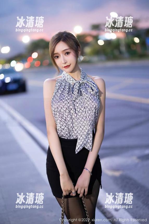 秀人网 - 万圣节玩儿这么嗨，筱慧icon的私拍图包也是没在怕的！