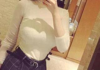 微密圈 – 紫色哒豚豚带来的秘书写真，果真打破了传统的单调，也是难得的清新。
