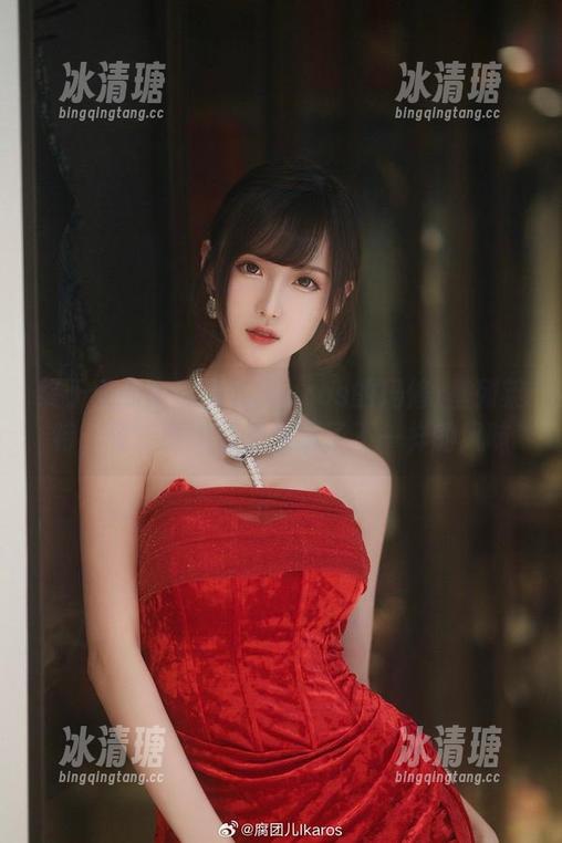 腐团儿Ikaros 终于看到了腐团儿Ikaros的玛修·基列莱特,竟然在美图里发现了不一样的风味