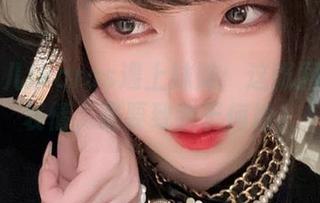 当腐团儿Ikaros遇上妹妹：这张图片中的表情，是要致我于何地？