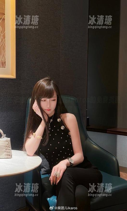 腐团儿Ikaros 在家也能超美!腐团儿Ikaros的免费美图任你随意瞧