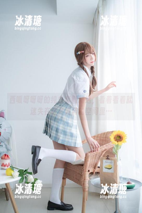 西呱呀呀呀 西呱呀呀呀的纯白套图精选,看着看着就迷失在这片纯粹的空间里…