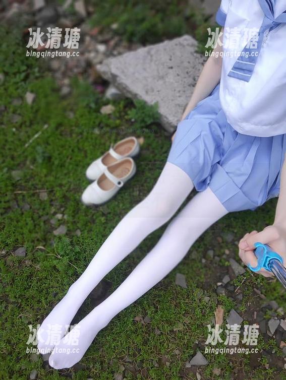 西尔酱 这波西尔酱的原图,关于美足,最新的姿势看完我坐不住了。