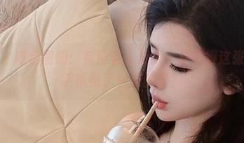 微密圈 – 阿色图册：有没有人跟我一样觉得这张自拍像手机照了一天的梦？