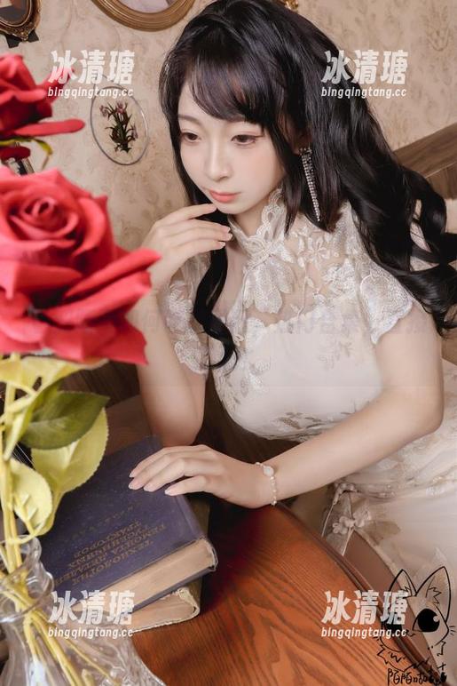韶陌陌 看韶陌陌如何诠释圣诞,热门合集,直接下载!
