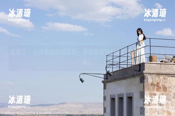 魅妍社-小沫琳 魅妍社 - 小沫琳的短裤写真,穿着舒服也能美?快来更新一下眼界!